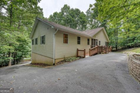 2087 Wood Lake Lane Young Harris GA 30582