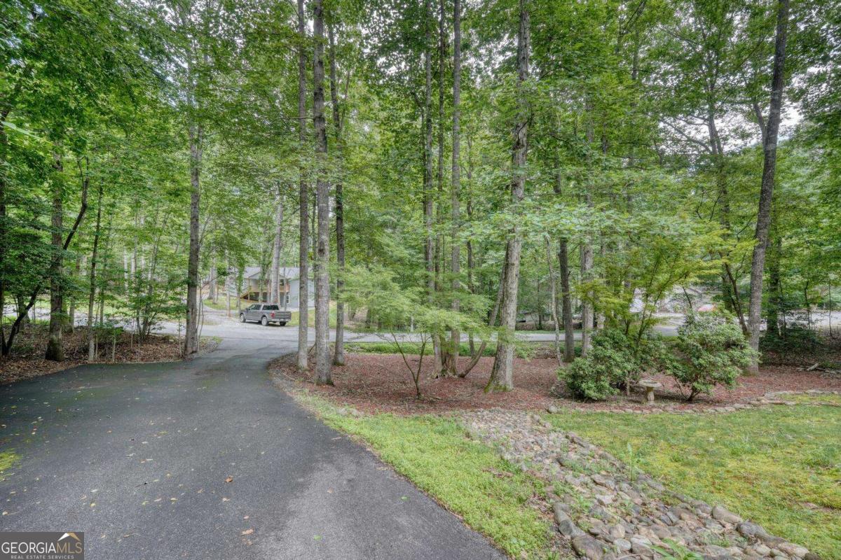 2087 Wood Lake Lane Young Harris GA 30582