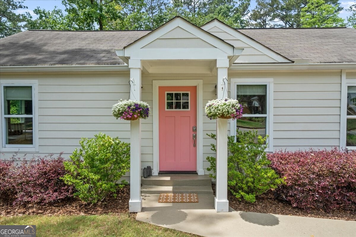 1975 Mcafee Place Decatur GA 30032