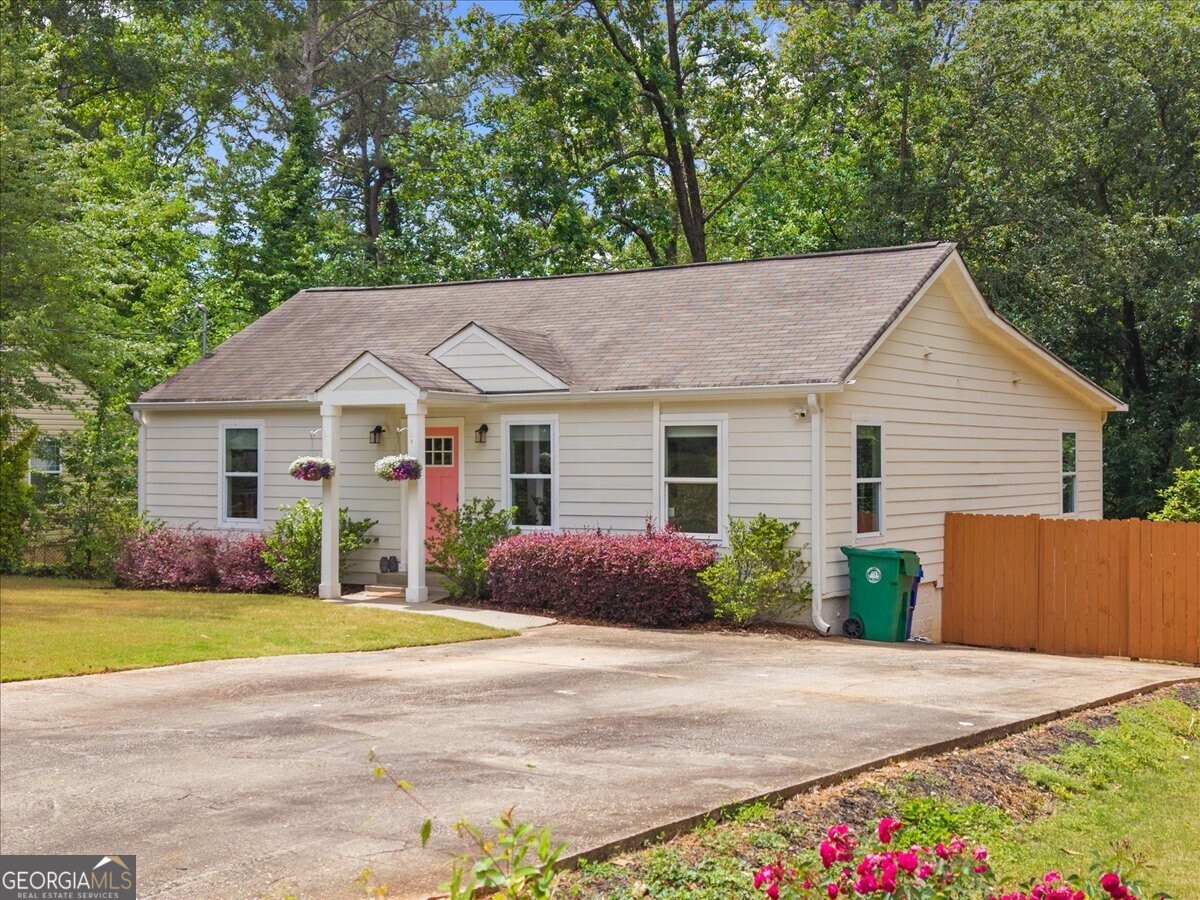 1975 Mcafee Place Decatur GA 30032
