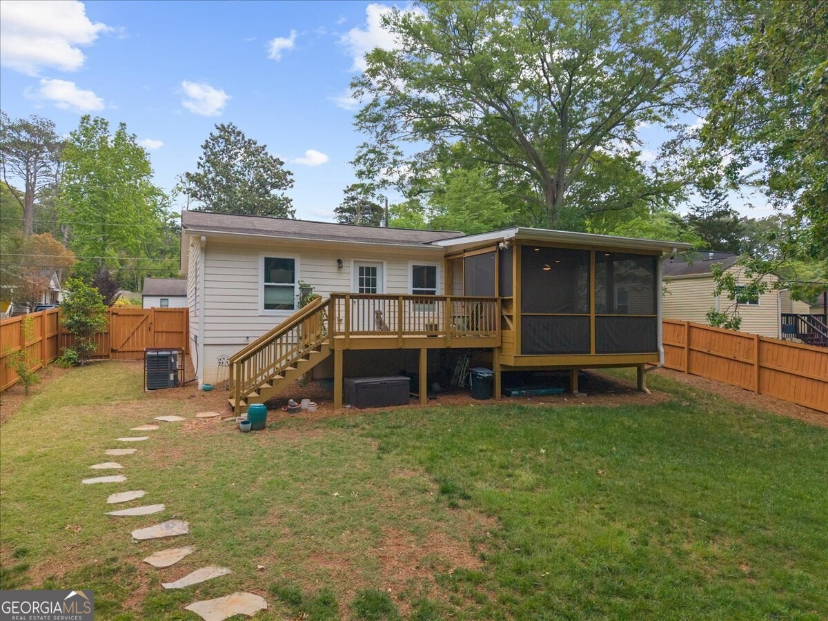 1975 Mcafee Place Decatur GA 30032