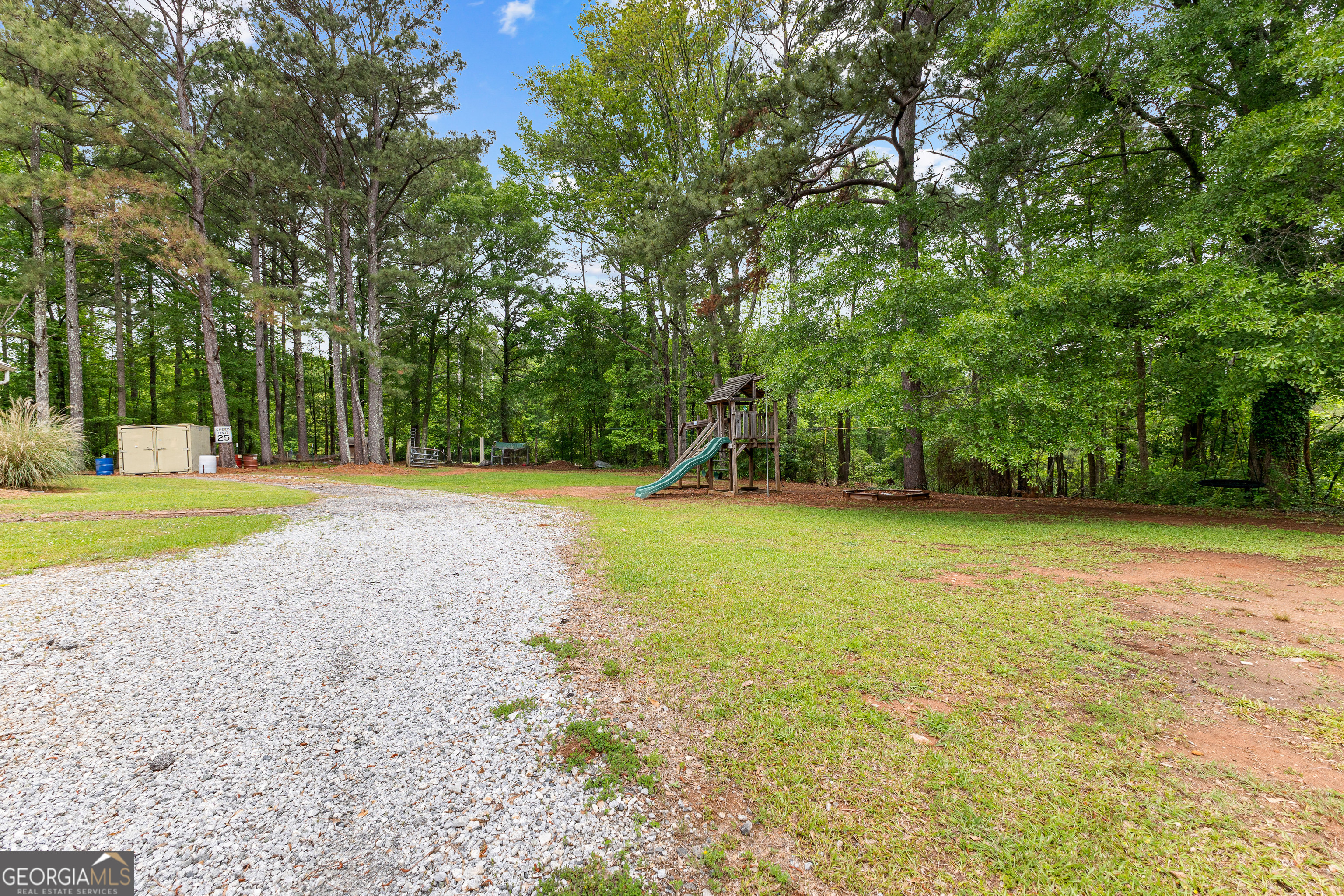 134 Friendship Church Road Brooks GA 30205