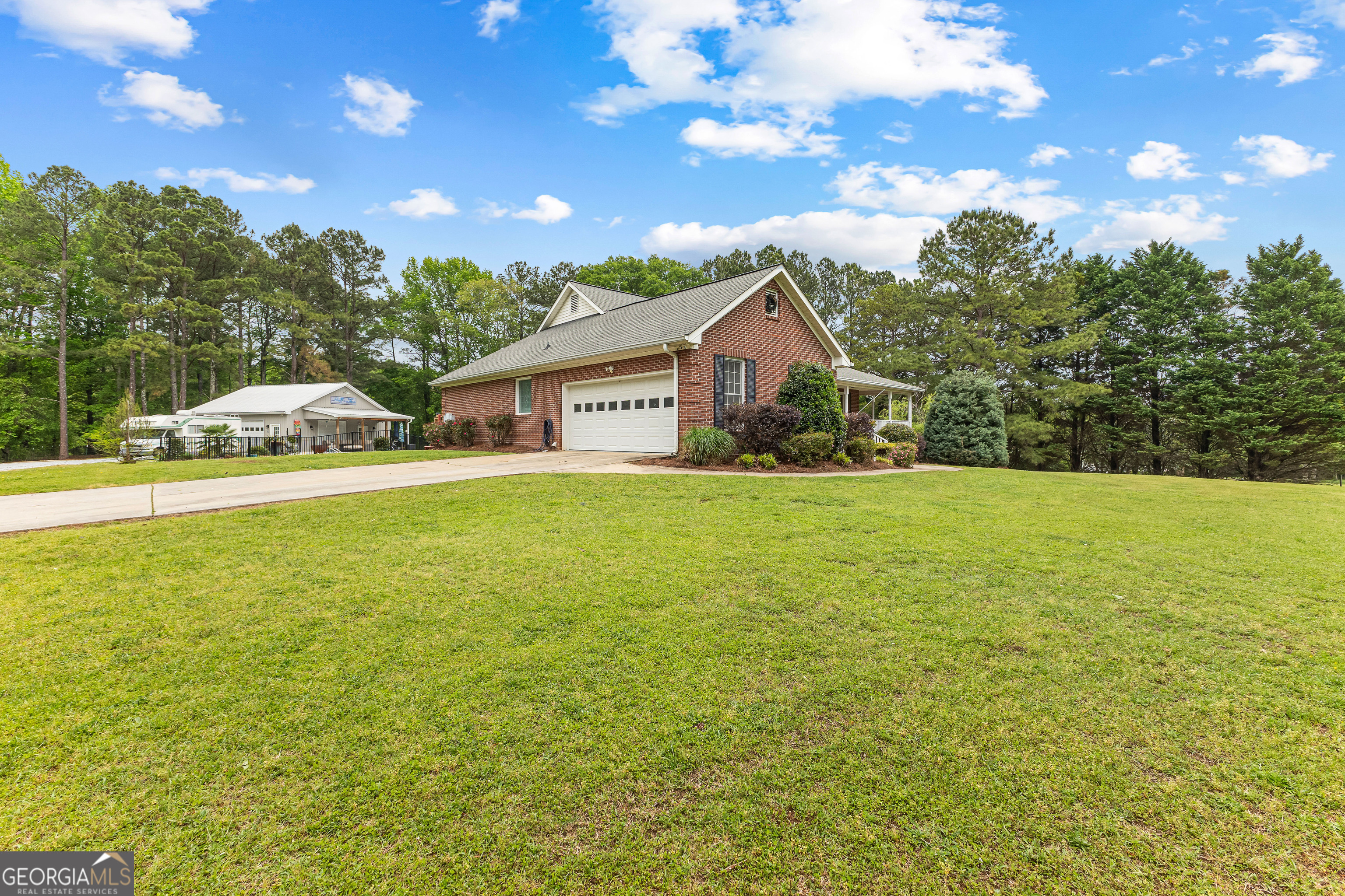 134 Friendship Church Road Brooks GA 30205