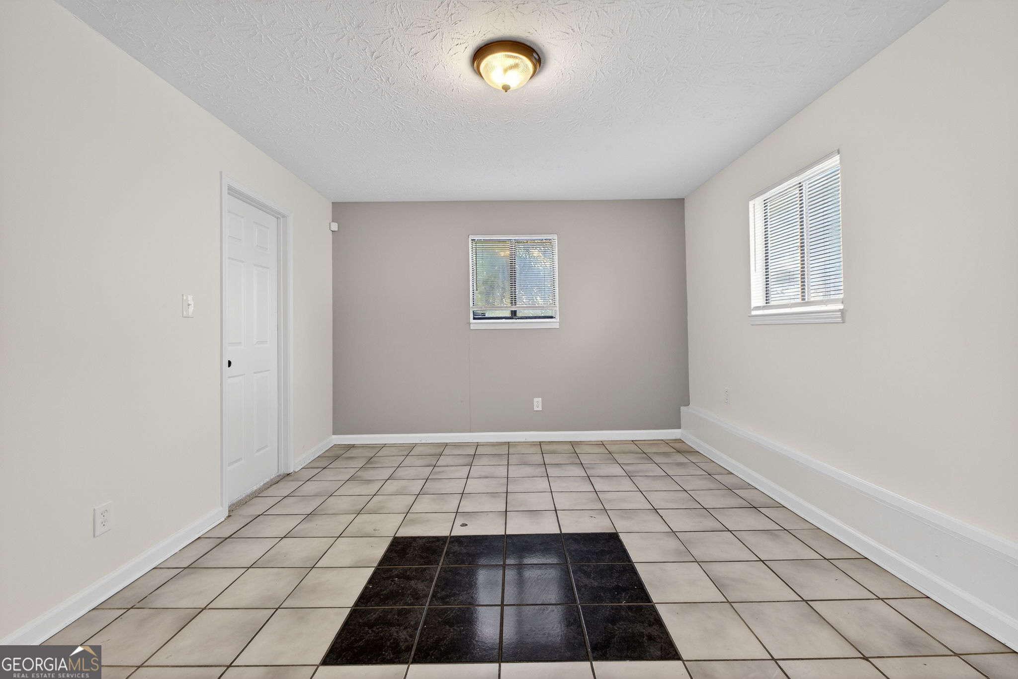 2540 Hartford Drive Ellenwood GA 30294