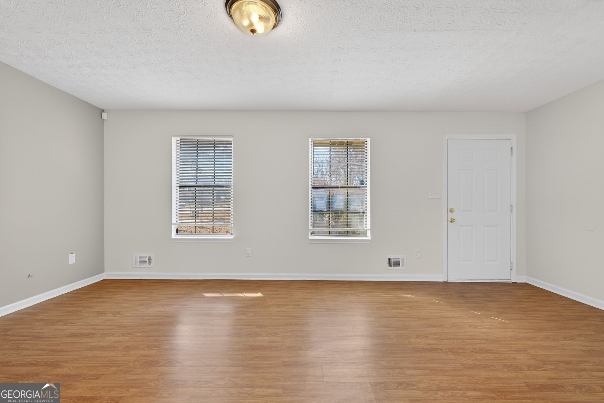 2540 Hartford Drive Ellenwood GA 30294