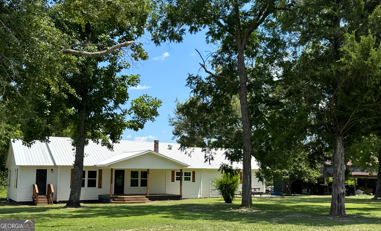 1533 W River Road Rhine GA 31077