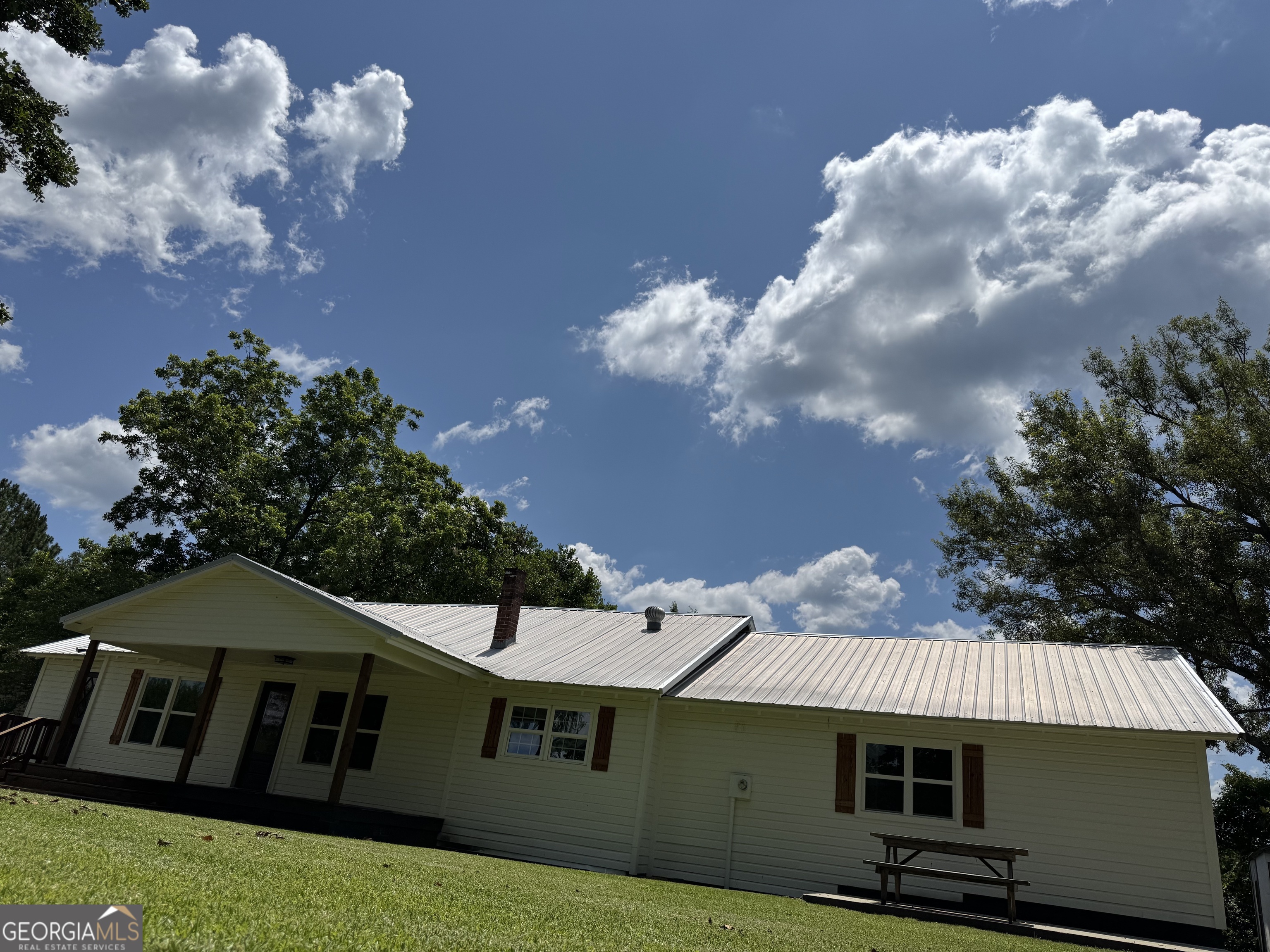 1533 W River Road Rhine GA 31077