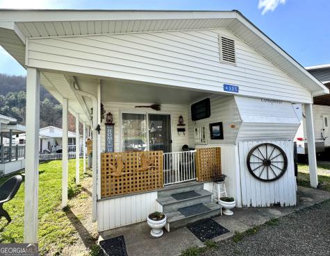 4325 Riverbank Run Hiawassee GA 30546