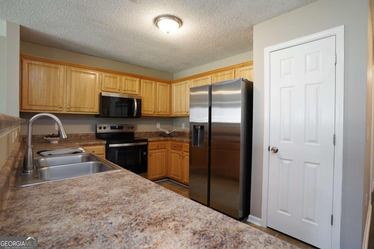 5338 Creekview Lane Morrow GA 30260