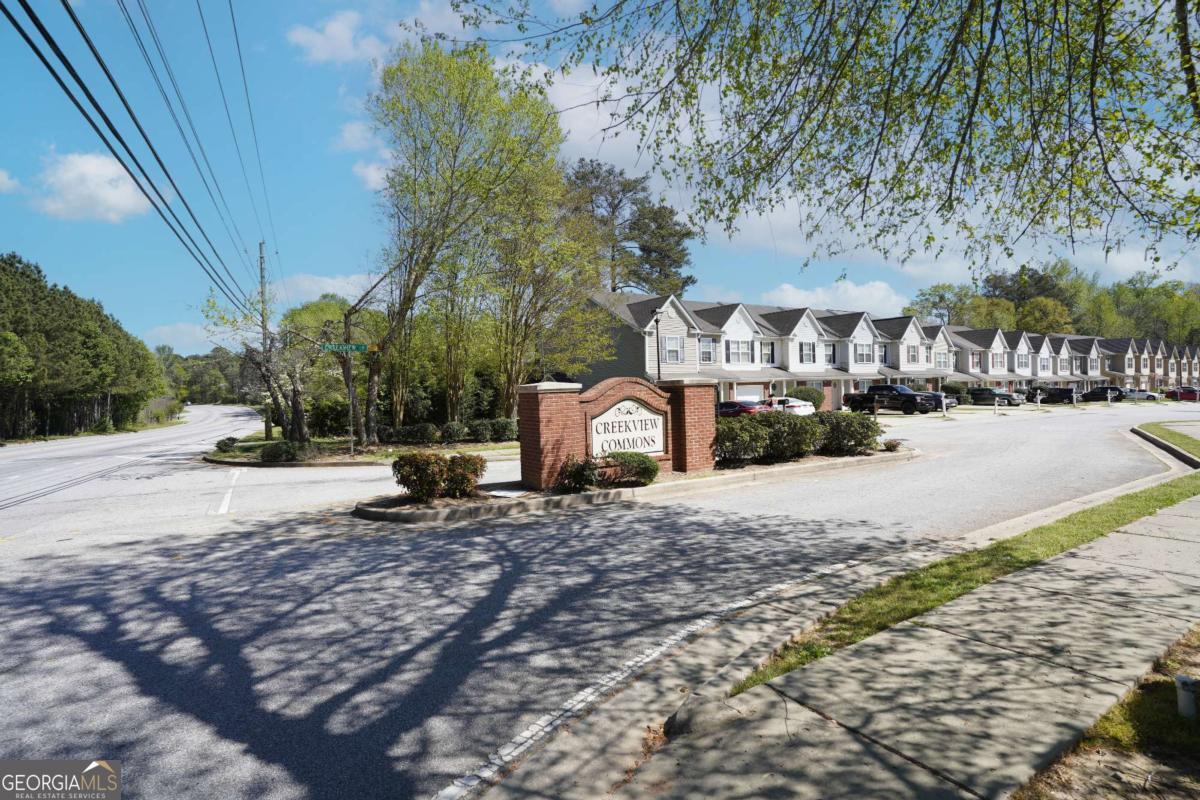 5338 Creekview Lane Morrow GA 30260