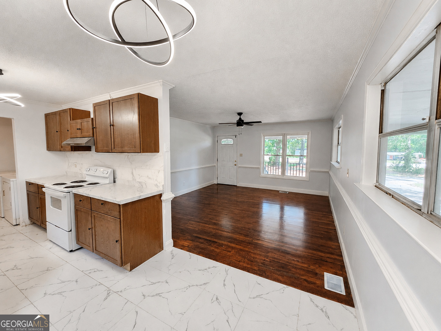 2563 Highway 81 E Mcdonough GA 30252