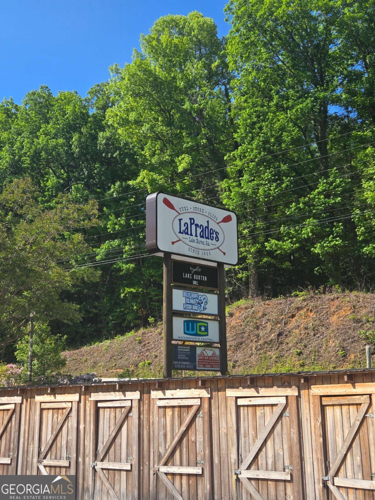 27 Tall Oak Lane Clarkesville GA 30523