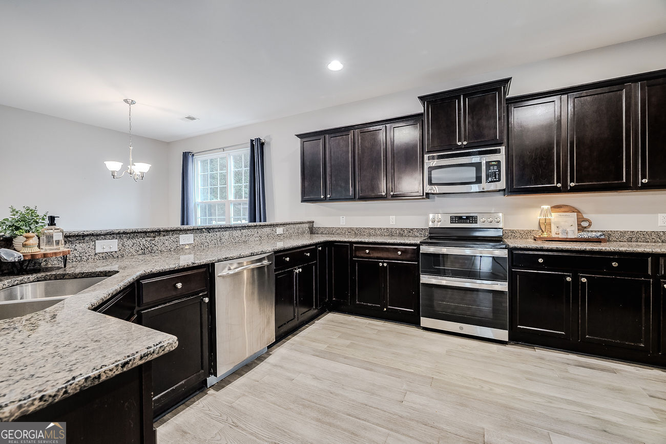 807 Hyacinth Circle Guyton GA 31312