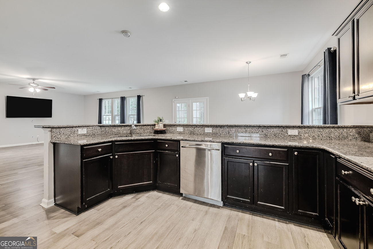 807 Hyacinth Circle Guyton GA 31312