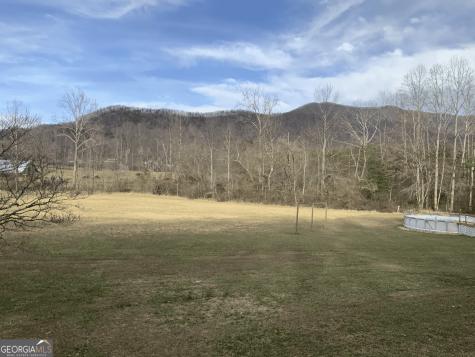 187 Bierce Drive Young Harris GA 30582