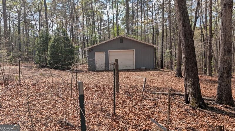 599 Garrison Road Lula GA 30554
