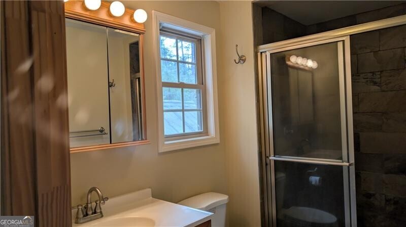 599 Garrison Road Lula GA 30554