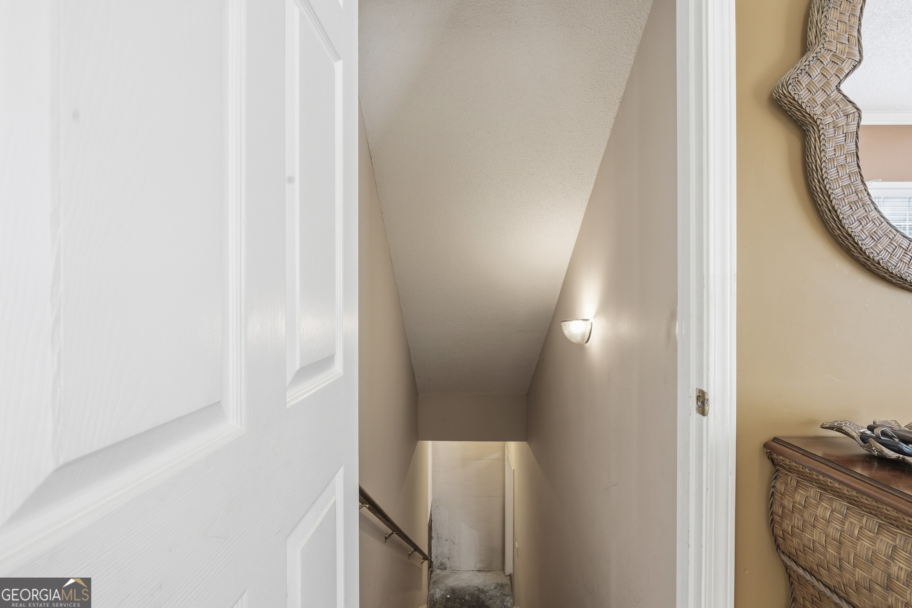 317 Hillridge Cove Lizella GA 31052