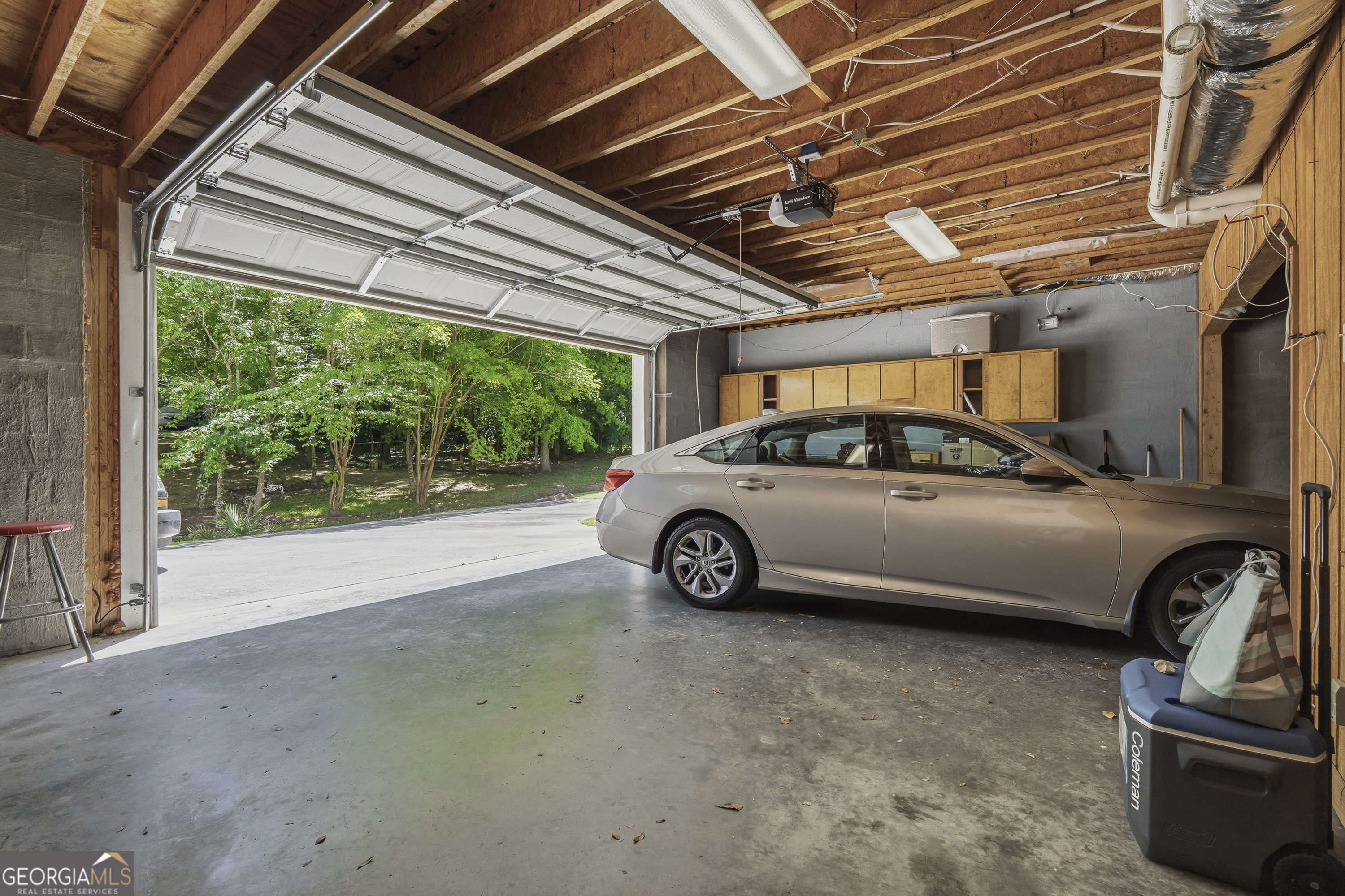 317 Hillridge Cove Lizella GA 31052