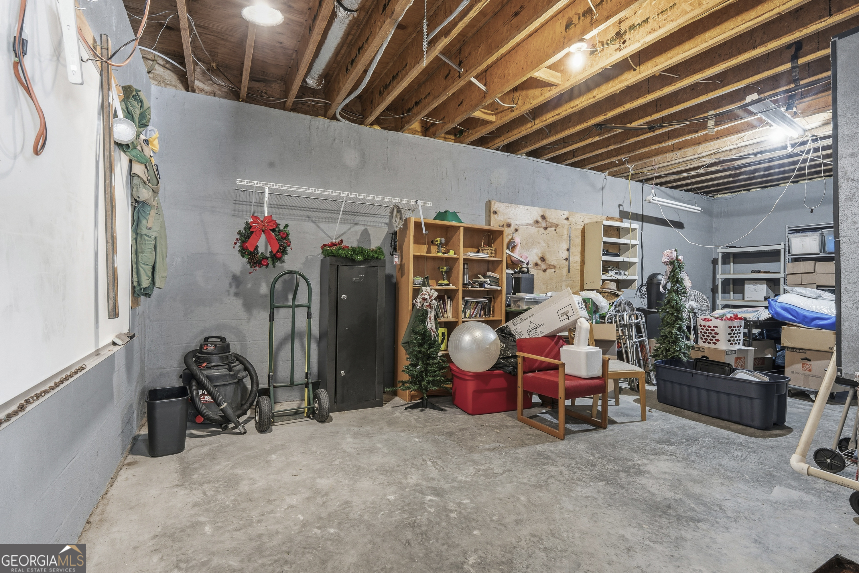 317 Hillridge Cove Lizella GA 31052