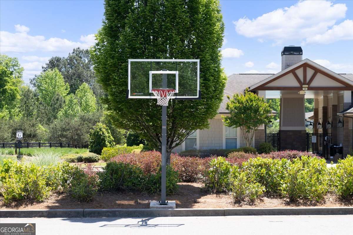 655 Fieldcrest Park Lane Alpharetta GA 30004