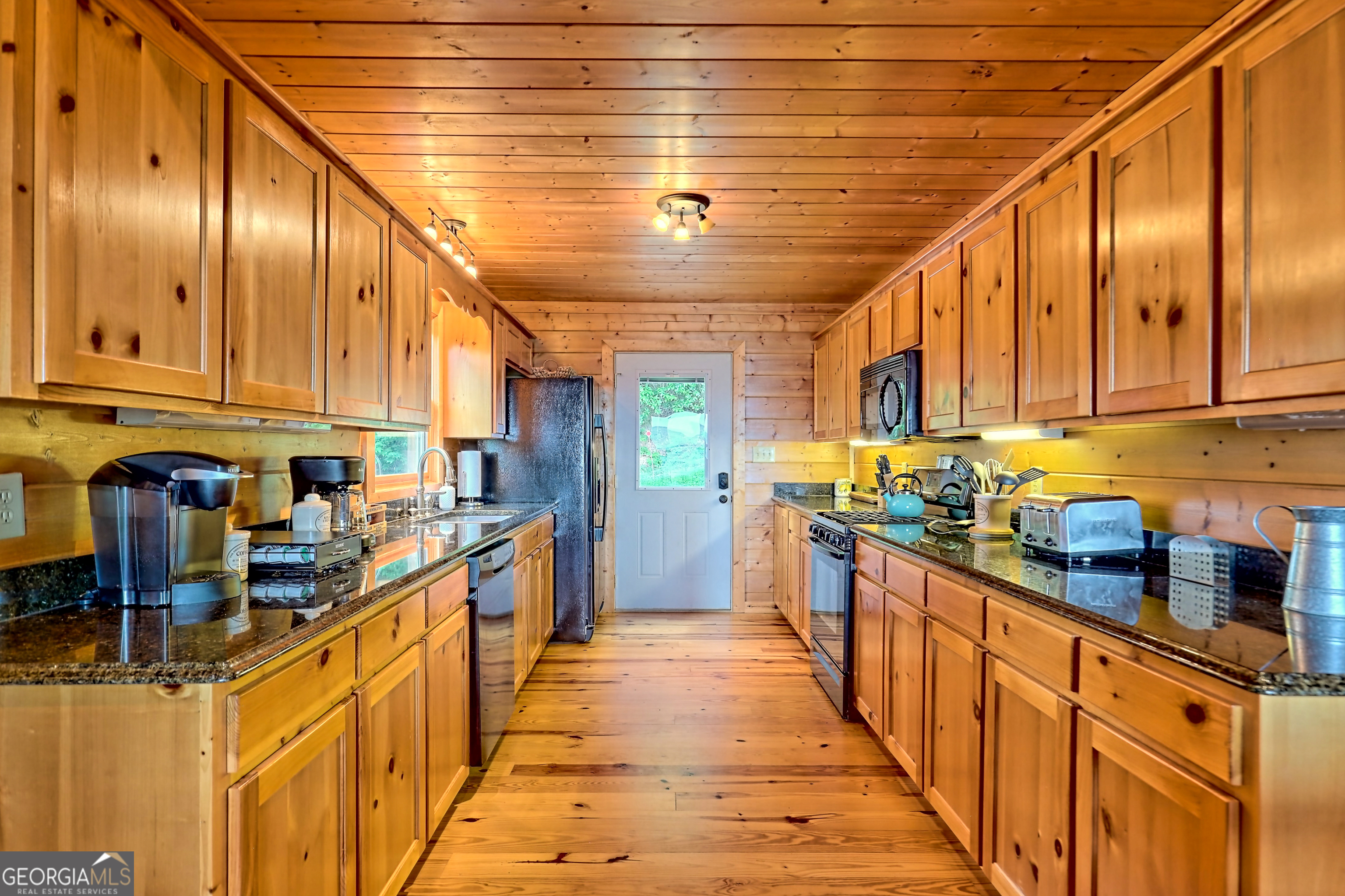 672 Screamer Drive Clayton GA 30525