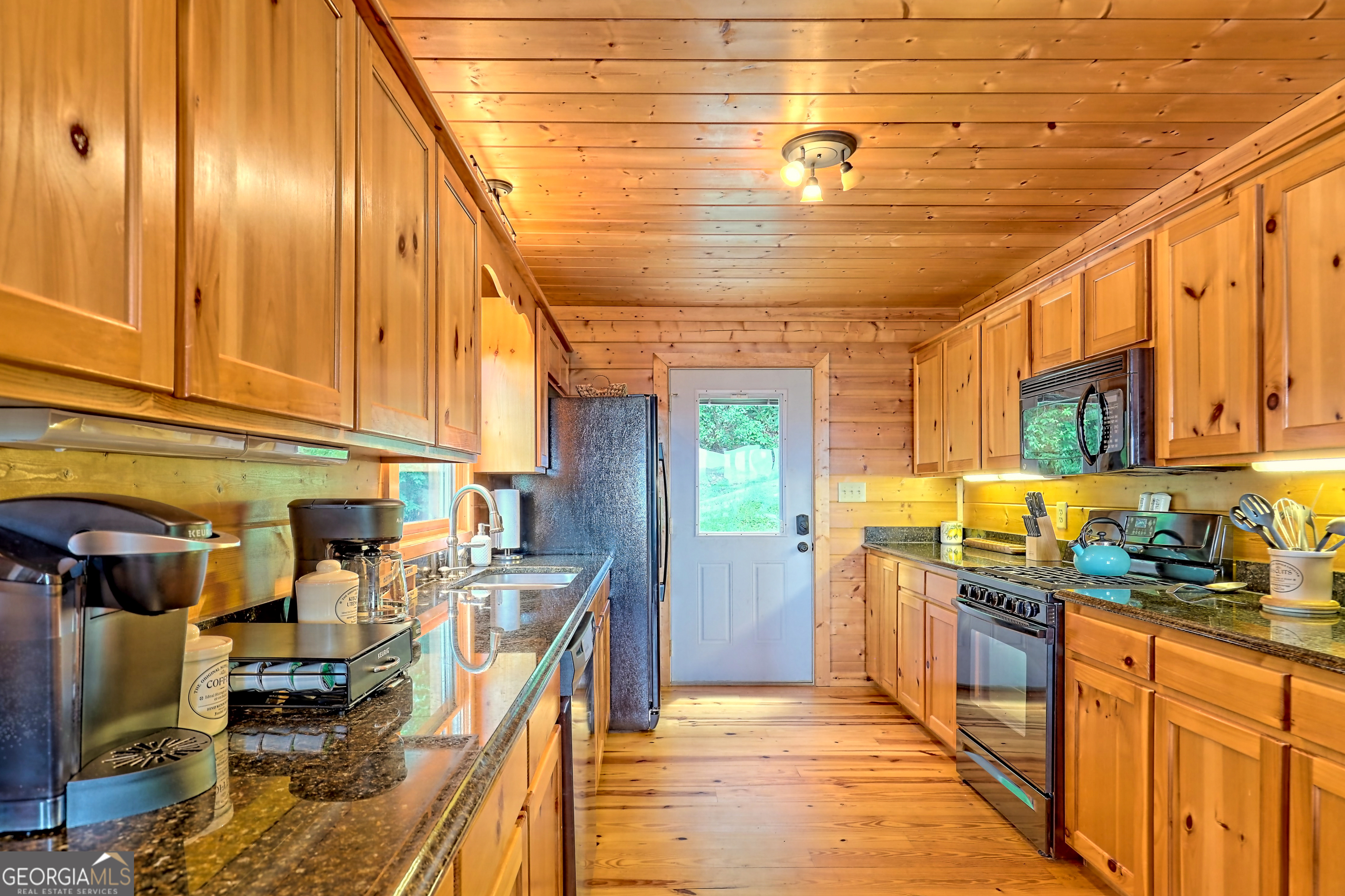 672 Screamer Drive Clayton GA 30525
