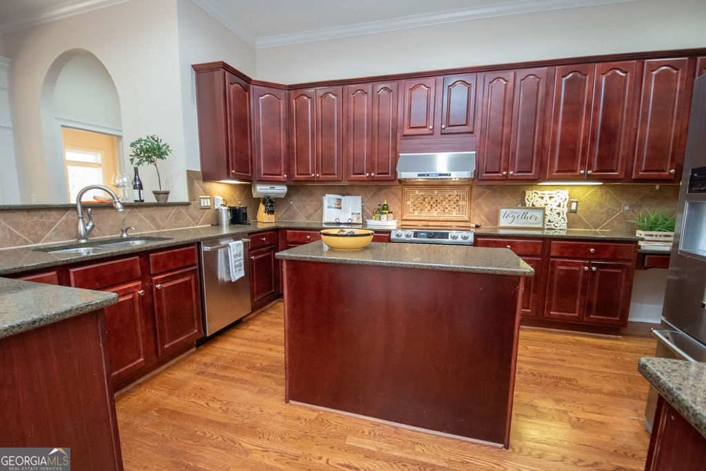 116 Crown Court Peachtree City GA 30269