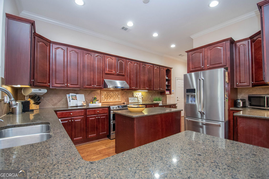 116 Crown Court Peachtree City GA 30269