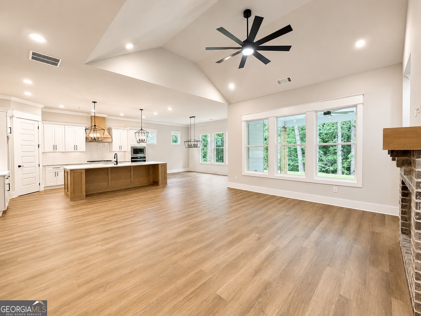 91 Lenten Rose Lane Pendergrass GA 30567
