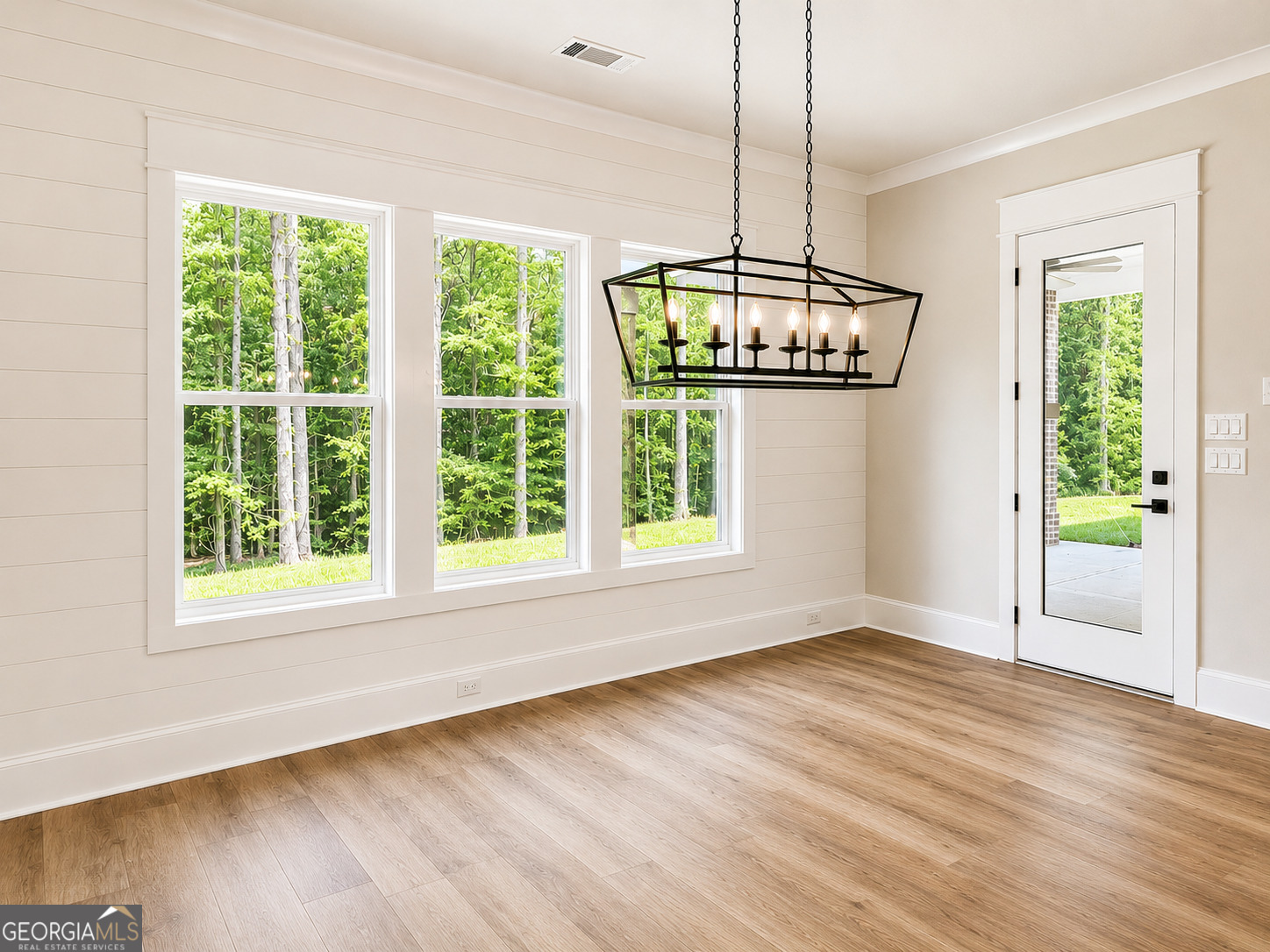 91 Lenten Rose Lane Pendergrass GA 30567