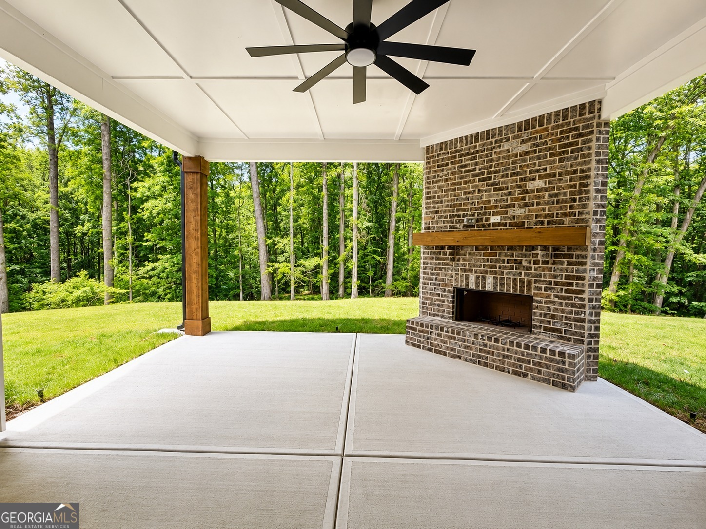91 Lenten Rose Lane Pendergrass GA 30567
