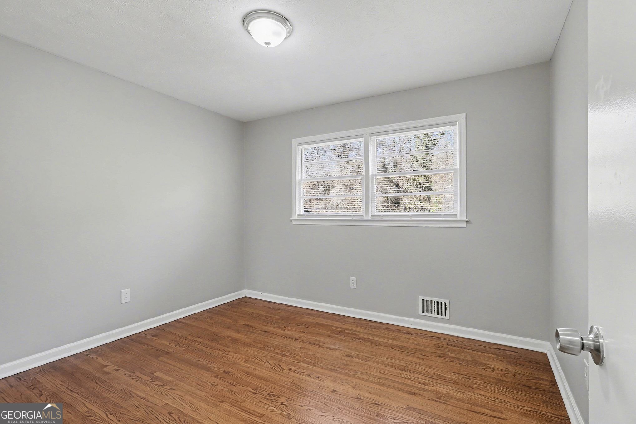 1489 Pine Drive Atlanta GA 30349