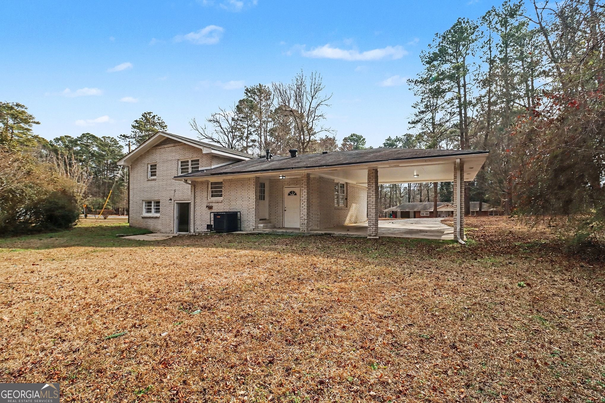1489 Pine Drive Atlanta GA 30349