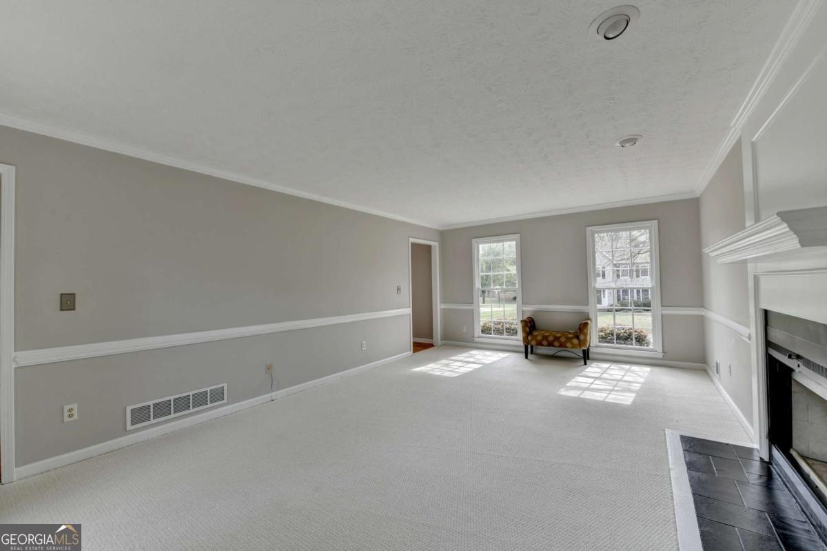 2451 Meadowglen Trail Snellville GA 30078