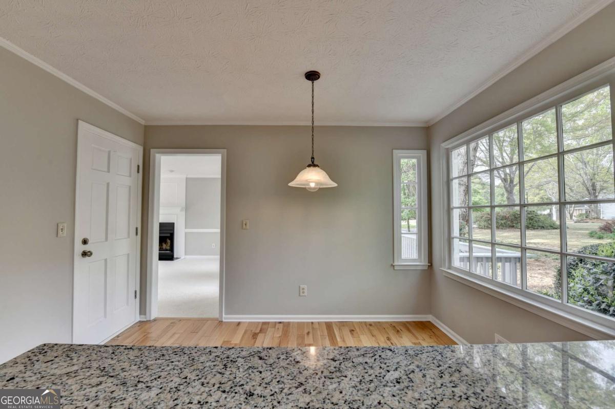2451 Meadowglen Trail Snellville GA 30078