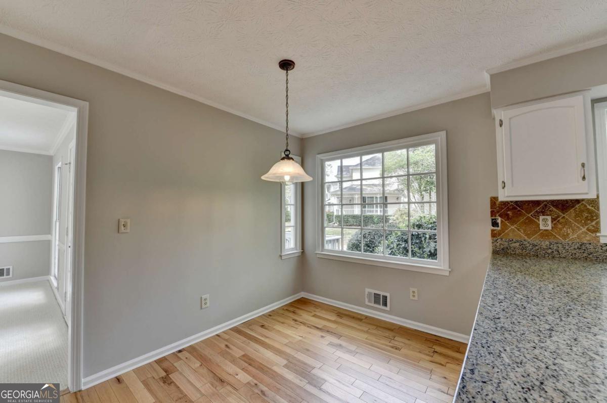 2451 Meadowglen Trail Snellville GA 30078