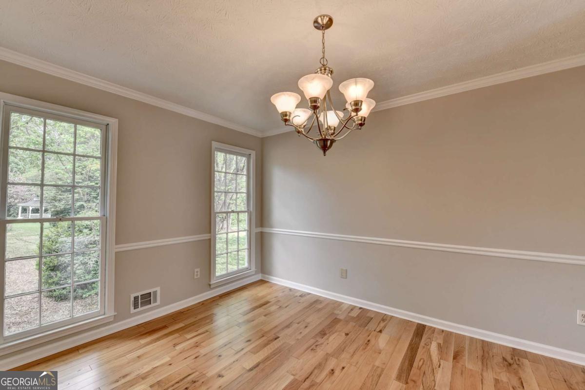 2451 Meadowglen Trail Snellville GA 30078