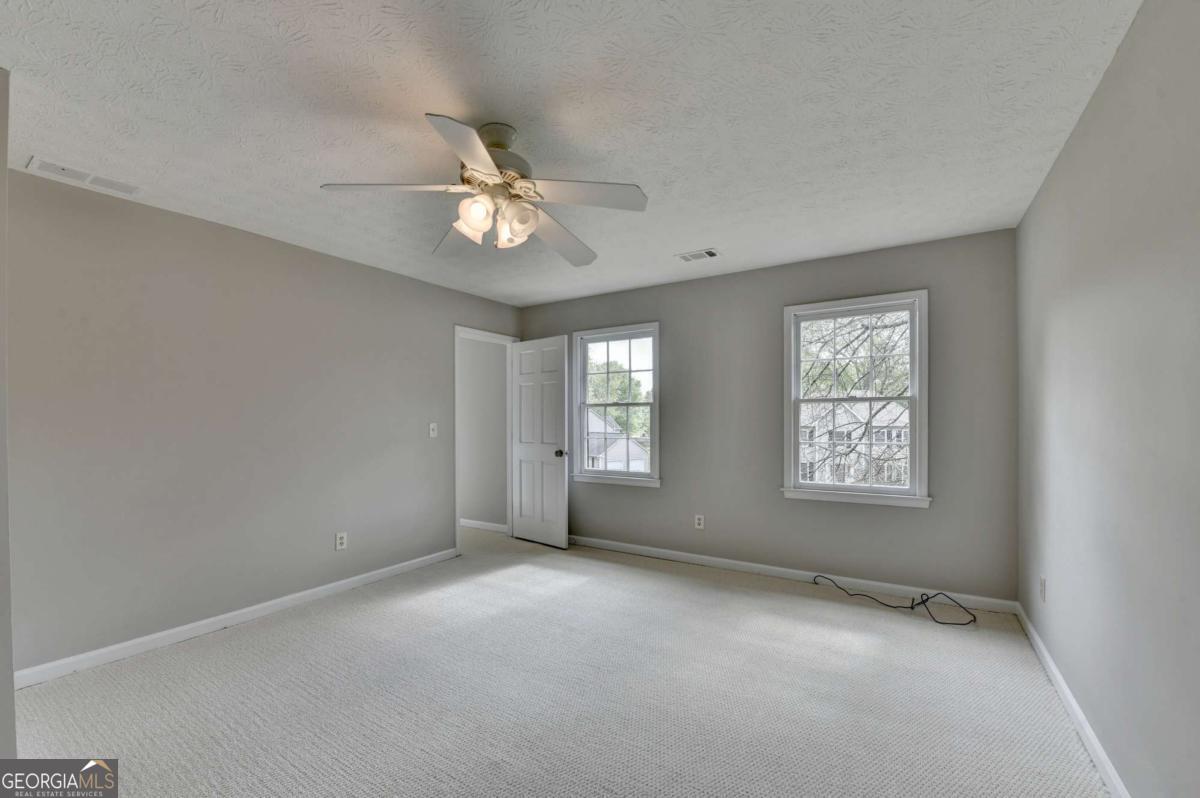 2451 Meadowglen Trail Snellville GA 30078