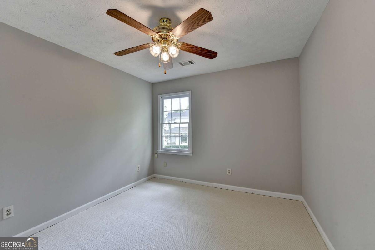 2451 Meadowglen Trail Snellville GA 30078