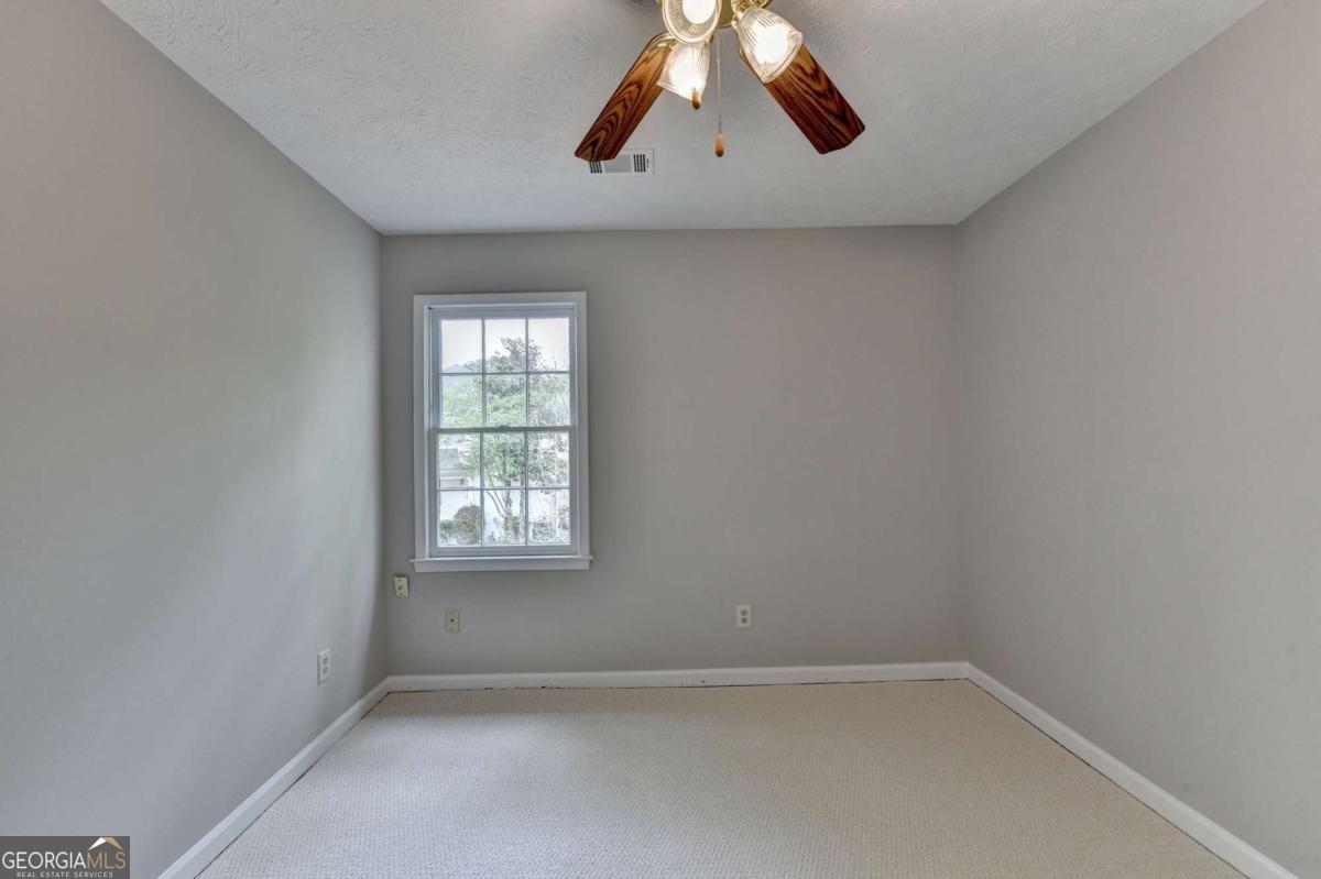 2451 Meadowglen Trail Snellville GA 30078