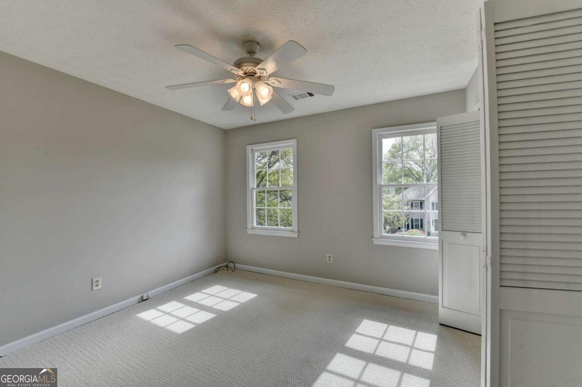 2451 Meadowglen Trail Snellville GA 30078