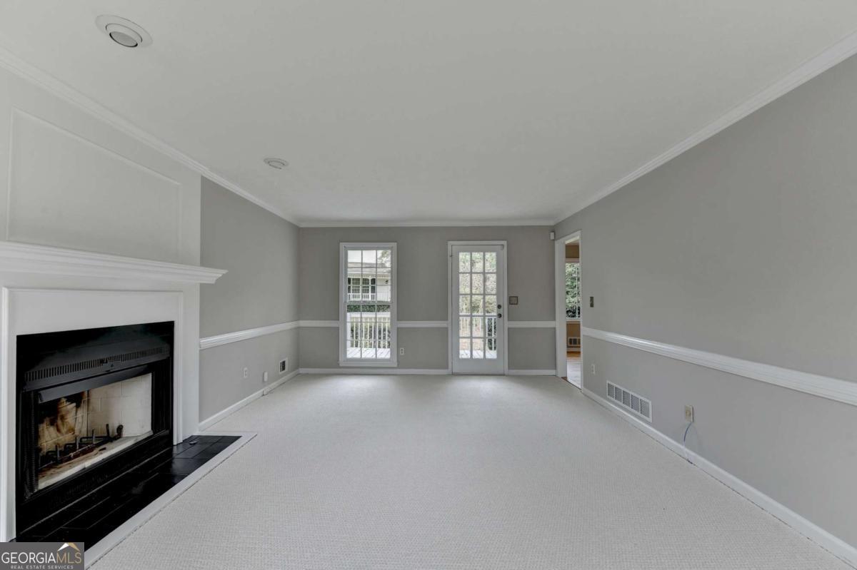 2451 Meadowglen Trail Snellville GA 30078