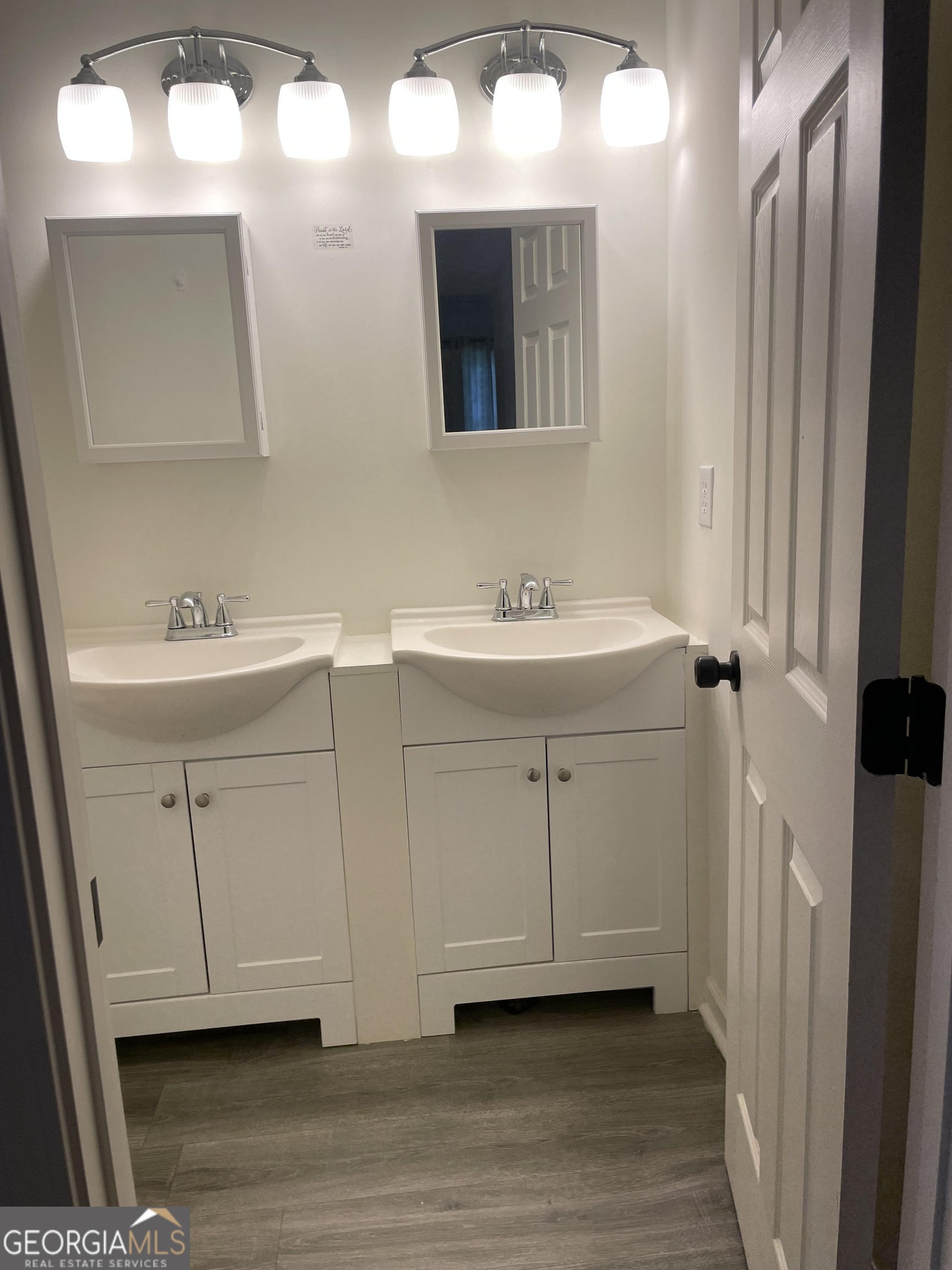 5205 Corinth Circle Stone Mountain GA 30087