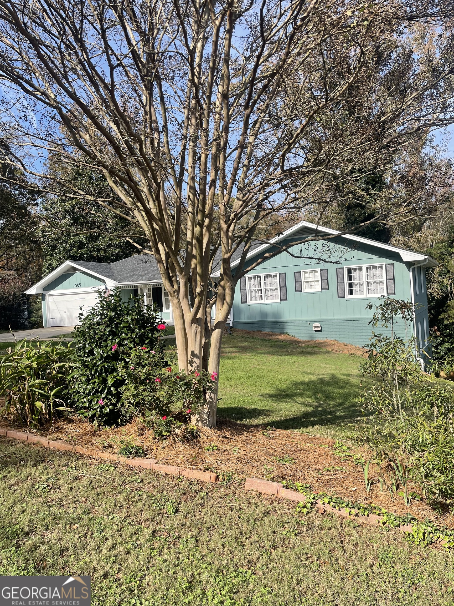 5205 Corinth Circle Stone Mountain GA 30087