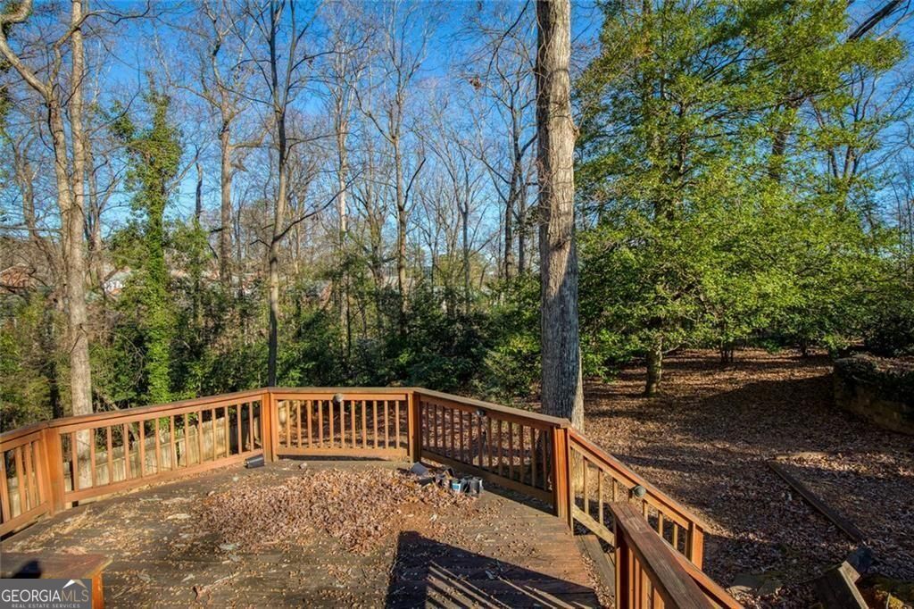 6340 Aberdeen Drive NE Sandy Springs GA 30328