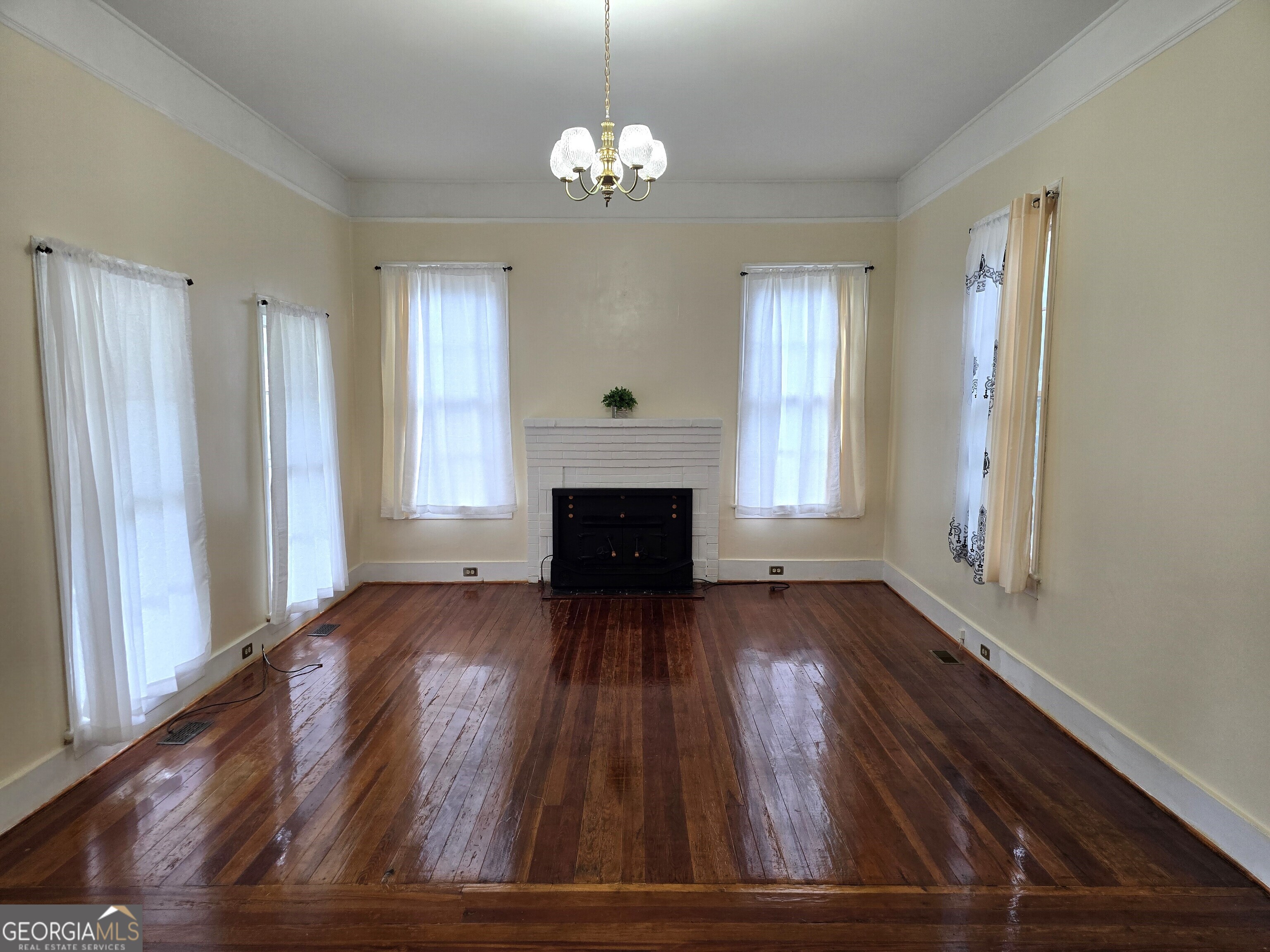 35 Cheatham Street Wadley GA 30477