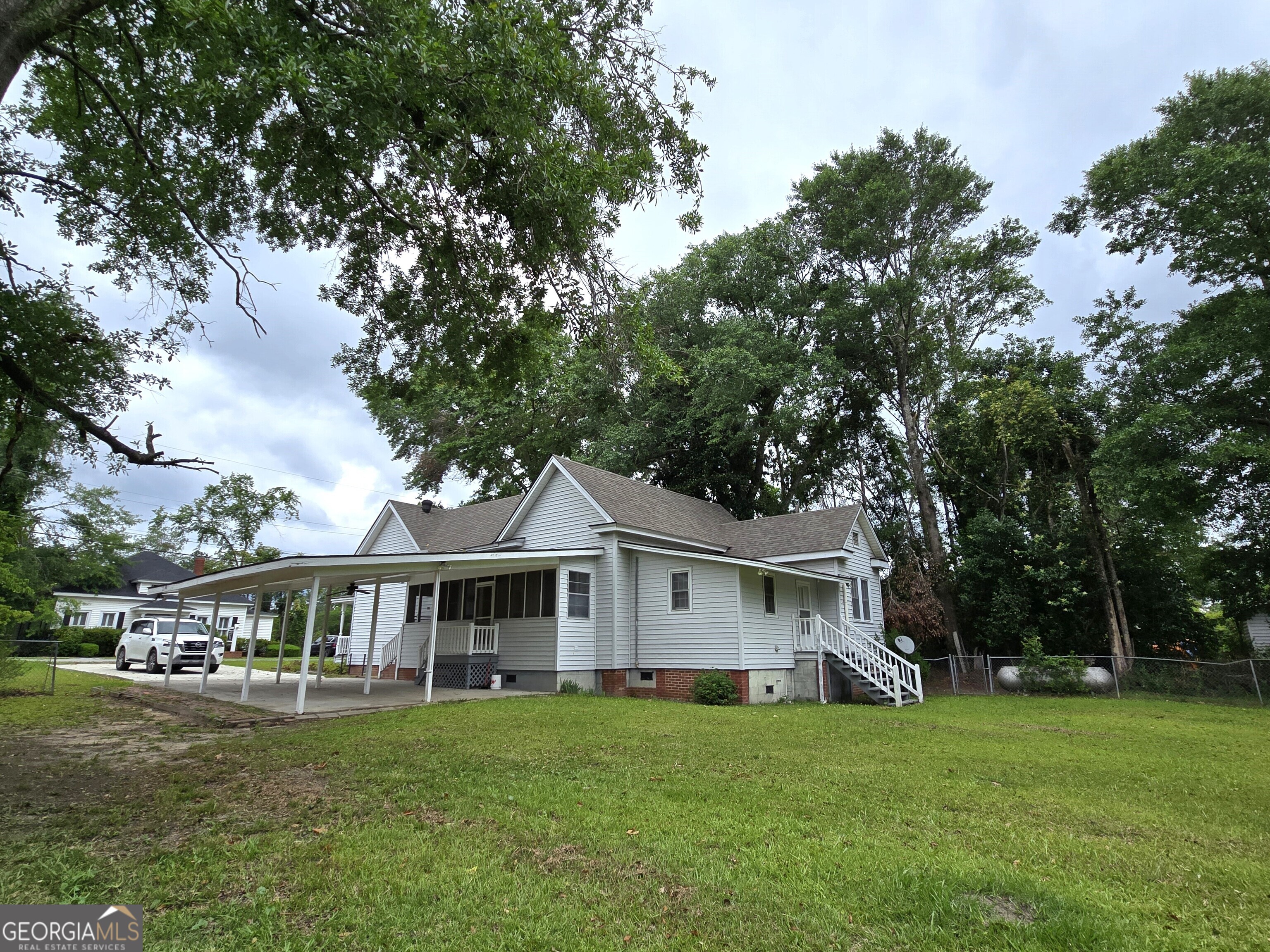 35 Cheatham Street Wadley GA 30477