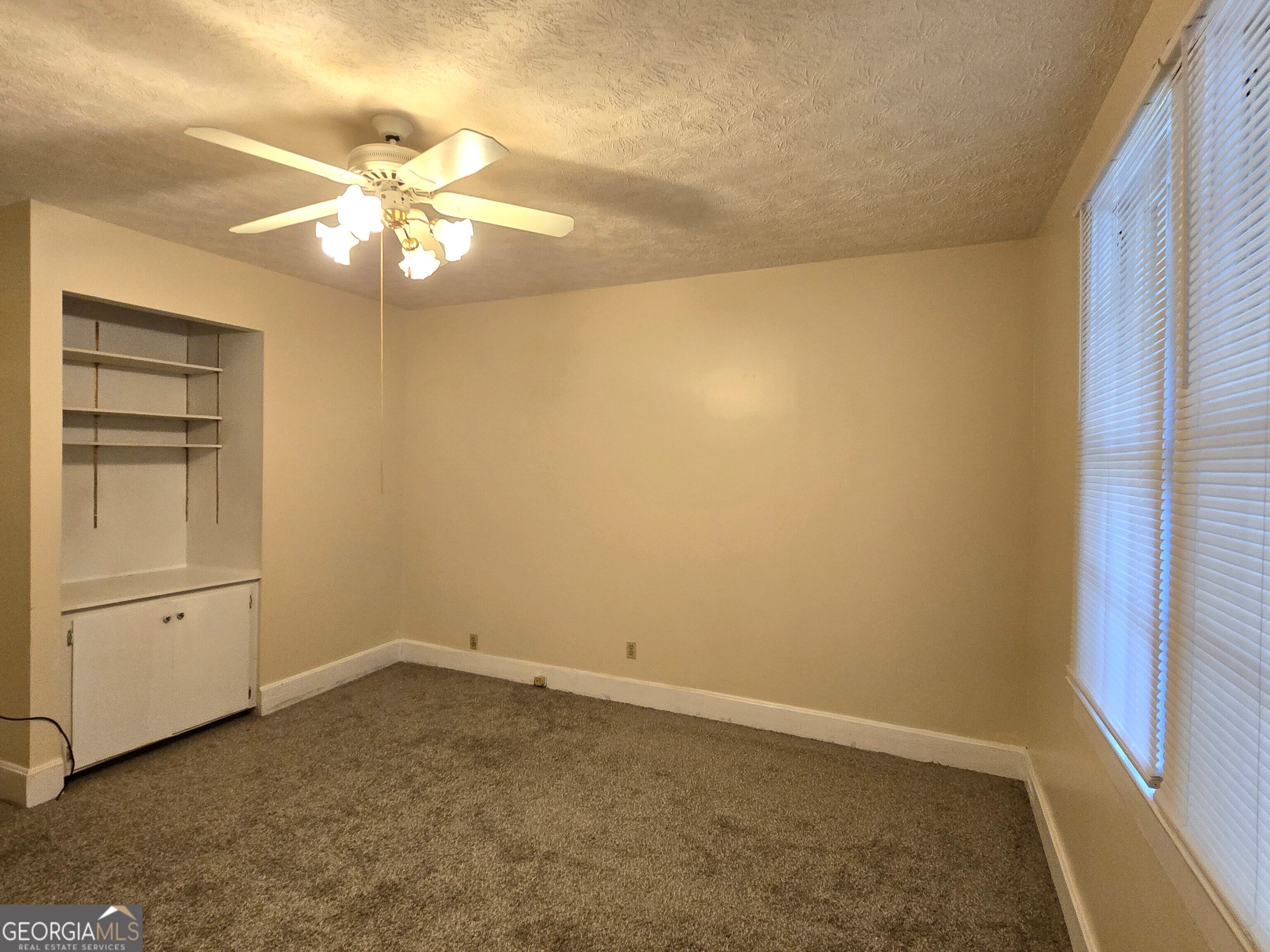 35 Cheatham Street Wadley GA 30477