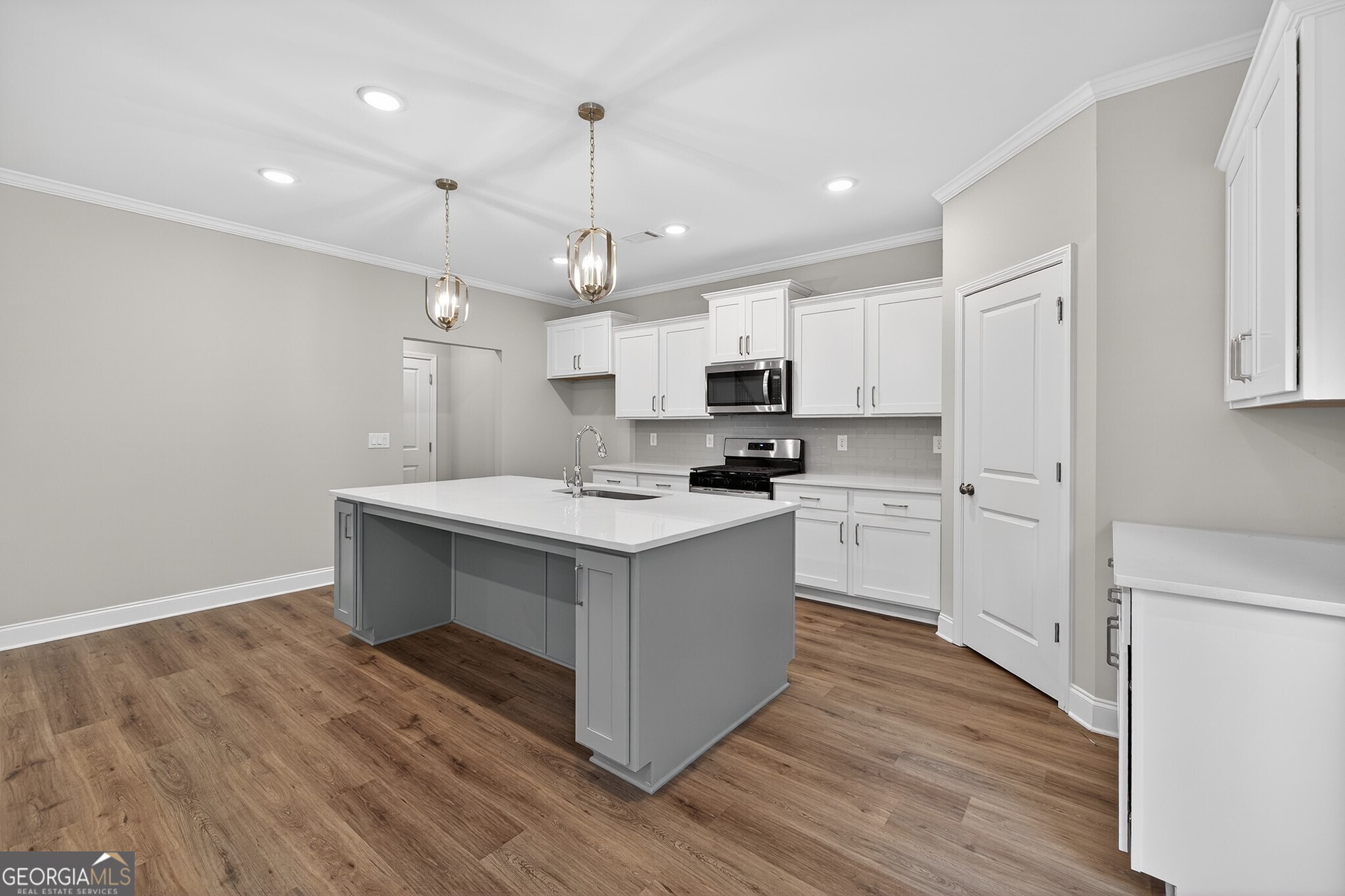 4862 White Street Sugar Hill GA 30518